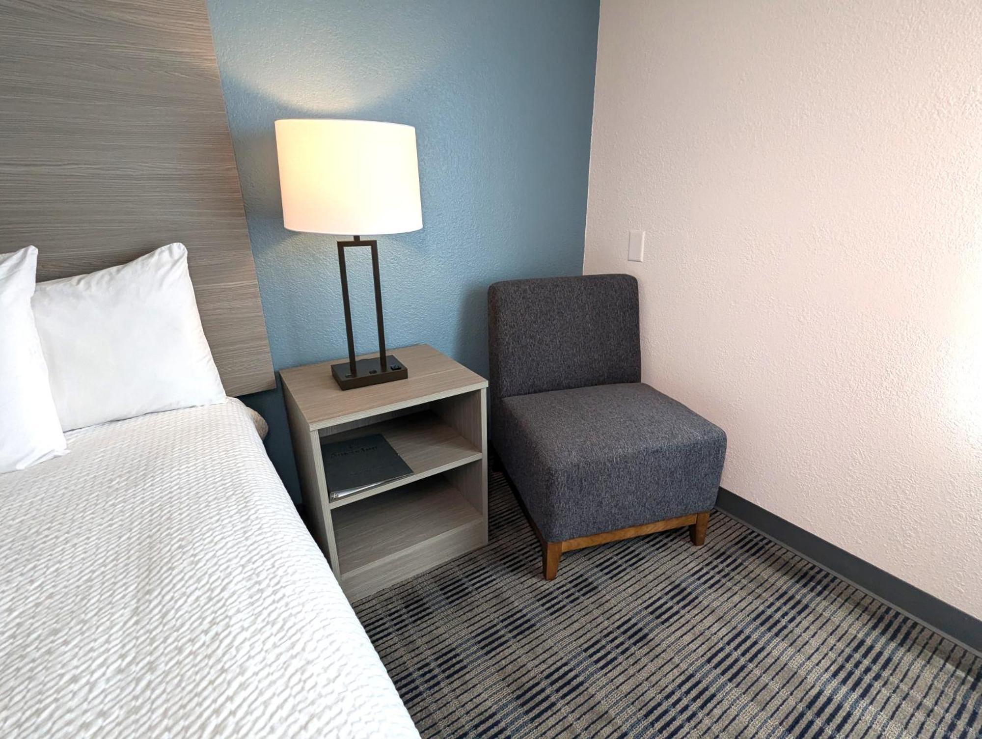 Americinn By Wyndham Baxter Brainerd Bagian luar foto