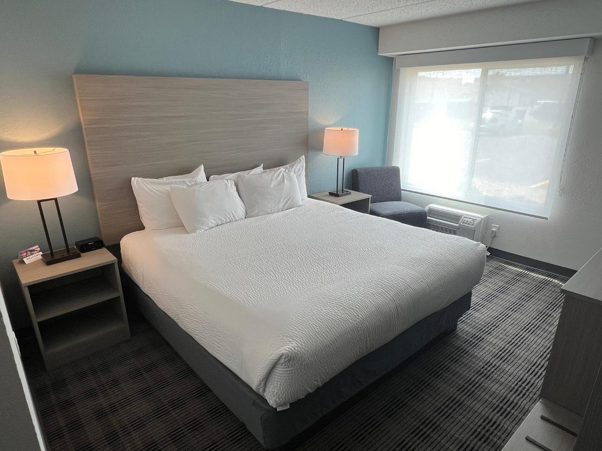 Americinn By Wyndham Baxter Brainerd Bagian luar foto